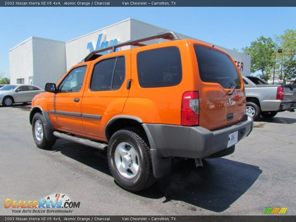 2003 Nissan Xterra XE V6 4x4 Atomic Orange / Charcoal Photo #5