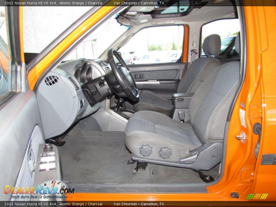 2003 Nissan Xterra XE V6 4x4 Atomic Orange / Charcoal Photo #9