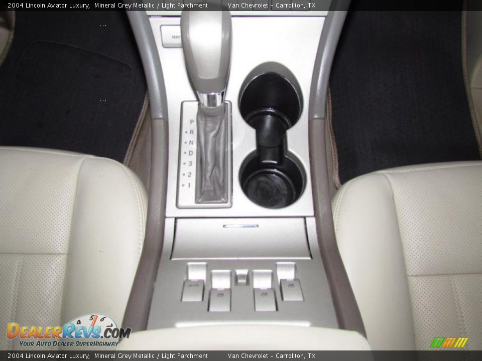 2004 Lincoln Aviator Luxury Shifter Photo #16