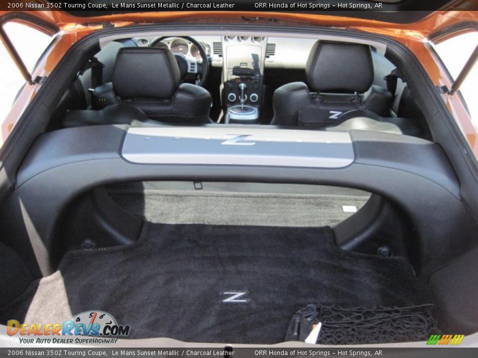 2006 Nissan 350Z Touring Coupe Trunk Photo #13