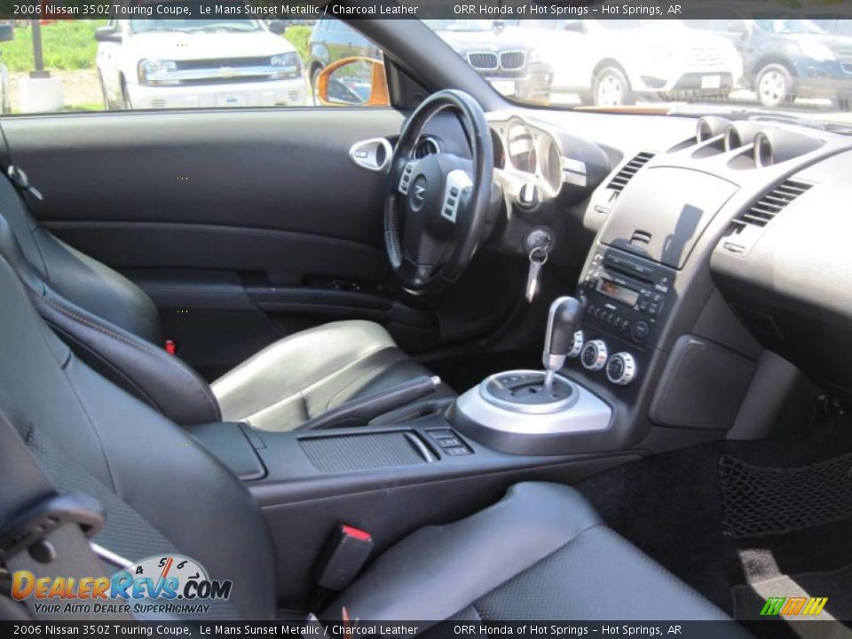 Charcoal Leather Interior - 2006 Nissan 350Z Touring Coupe Photo #15