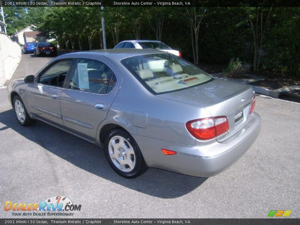 2001 Infiniti I 30 Sedan Titanium Metallic / Graphite Photo #3