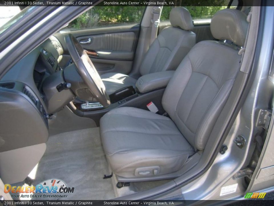 2001 Infiniti I 30 Sedan Titanium Metallic / Graphite Photo #15