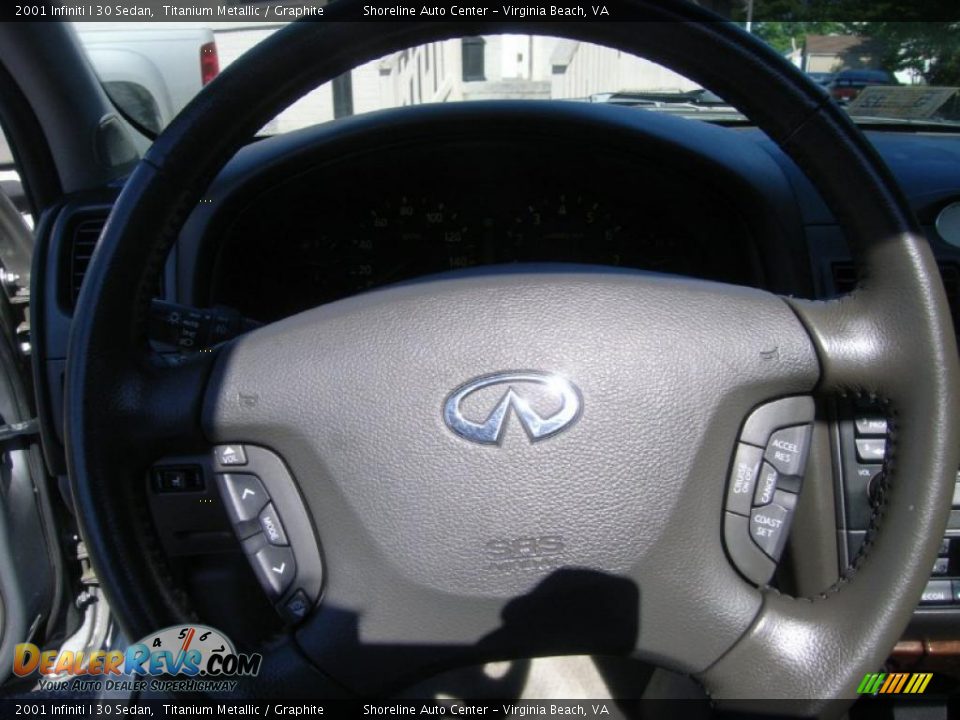 2001 Infiniti I 30 Sedan Titanium Metallic / Graphite Photo #18