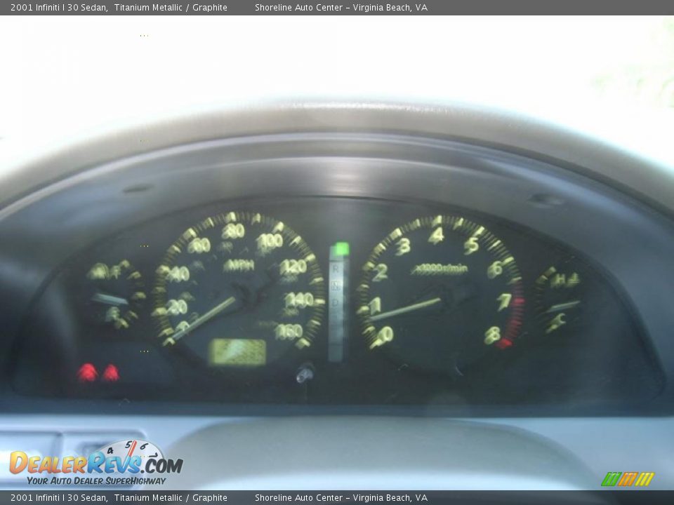 2001 Infiniti I 30 Sedan Titanium Metallic / Graphite Photo #19