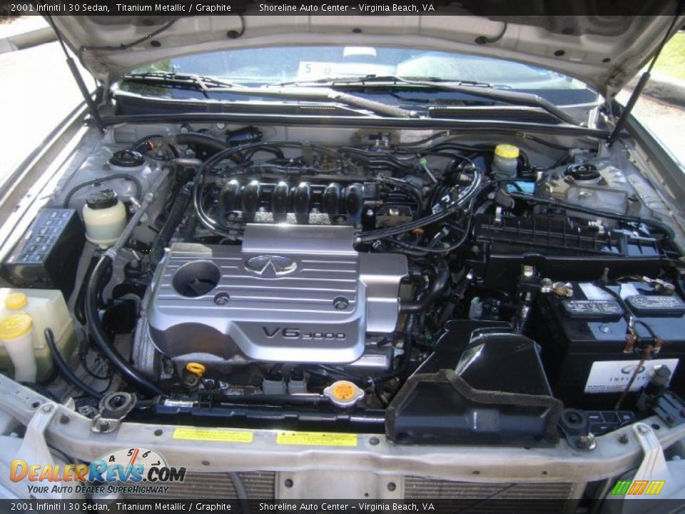 2001 Infiniti I 30 Sedan Titanium Metallic / Graphite Photo #22