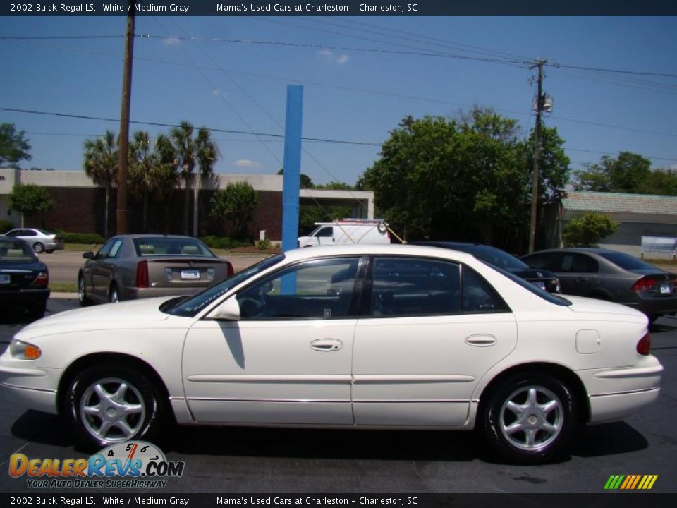 2002 Buick Regal LS White / Medium Gray Photo #5