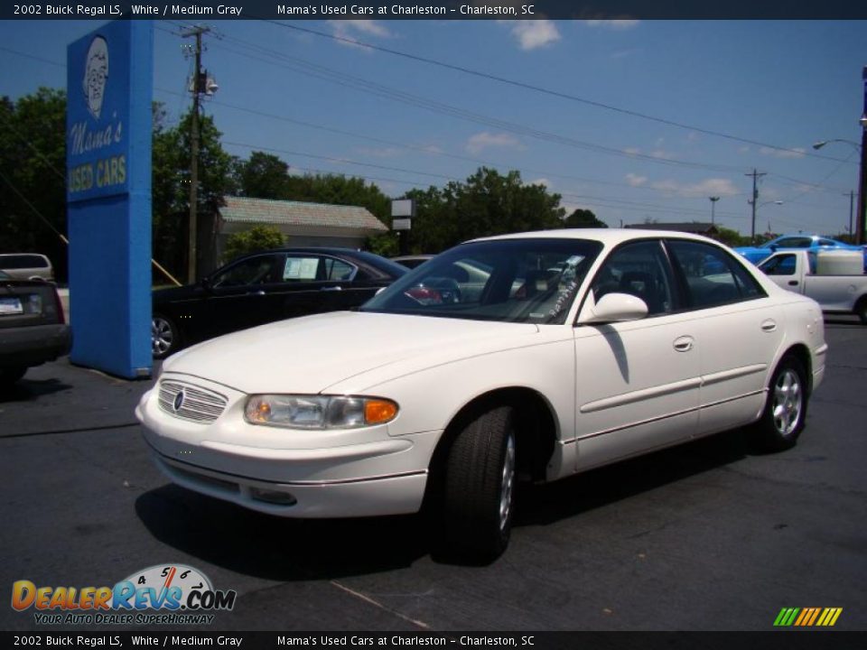 2002 Buick Regal LS White / Medium Gray Photo #29