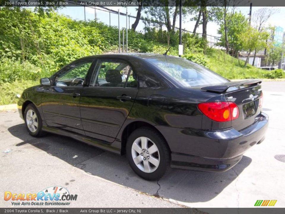 black toyota corolla 2004 #1