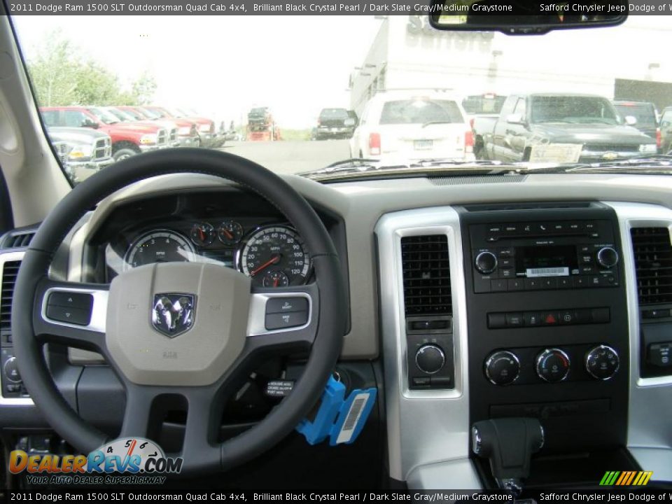 2011 Dodge Ram 1500 SLT Outdoorsman Quad Cab 4x4 Brilliant Black Crystal Pearl / Dark Slate Gray/Medium Graystone Photo #8