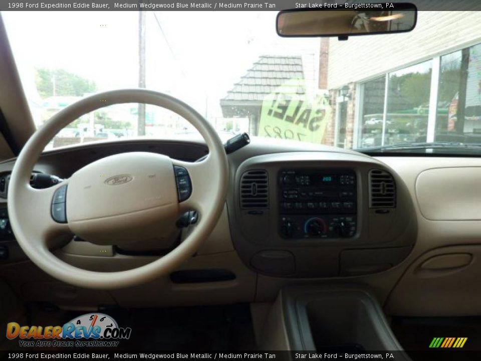 1998 Ford Expedition Eddie Bauer Medium Wedgewood Blue Metallic / Medium Prairie Tan Photo #12