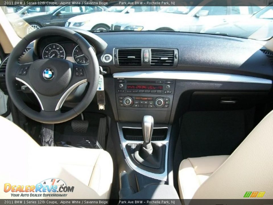 Dashboard of 2011 BMW 1 Series 128i Coupe Photo #13