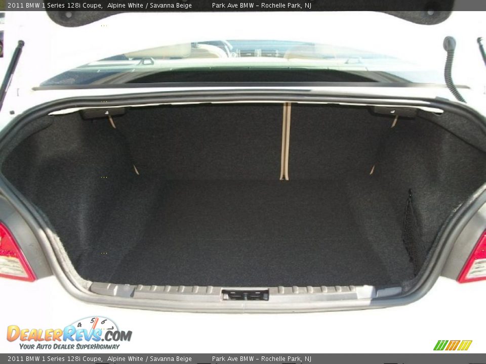 2011 BMW 1 Series 128i Coupe Trunk Photo #21
