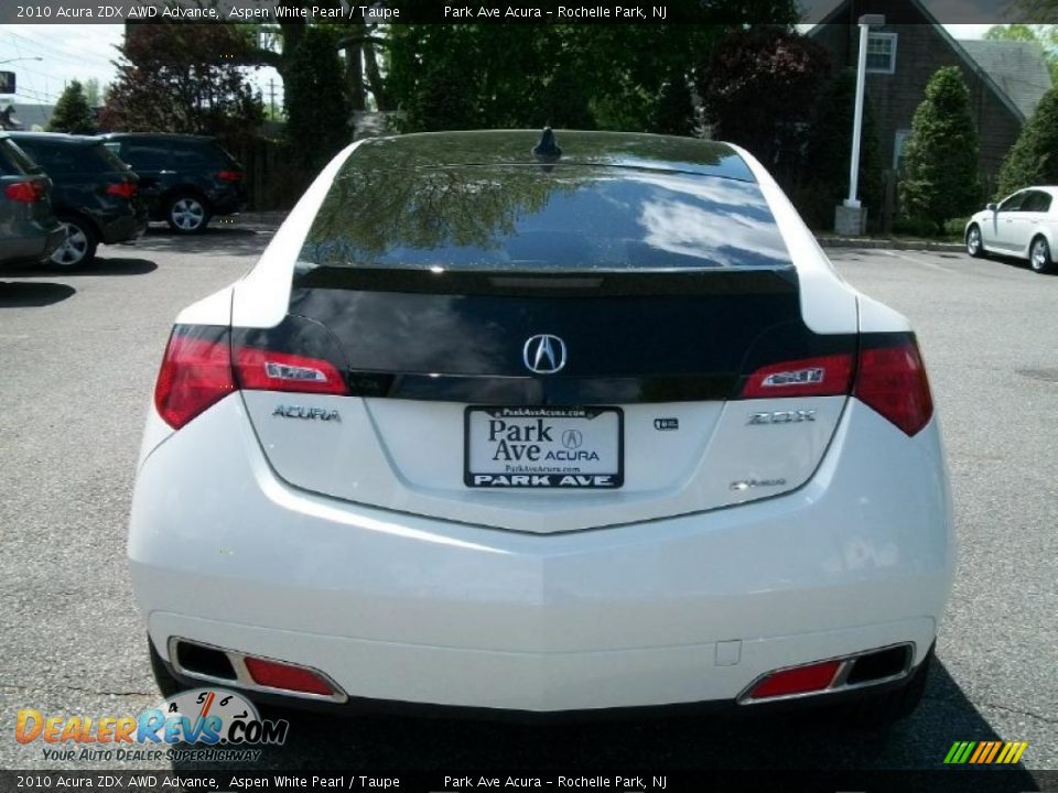 2010 Acura ZDX AWD Advance Aspen White Pearl / Taupe Photo #4