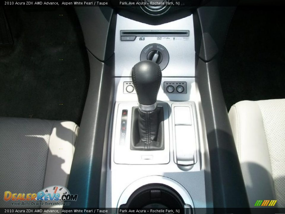 2010 Acura ZDX AWD Advance Shifter Photo #20