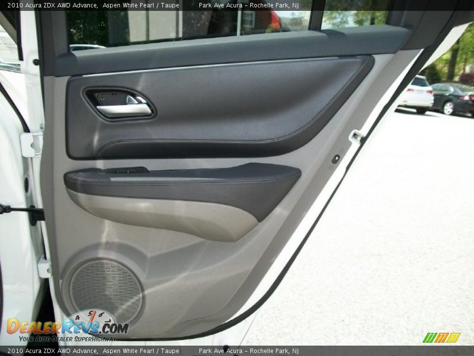 2010 Acura ZDX AWD Advance Aspen White Pearl / Taupe Photo #24