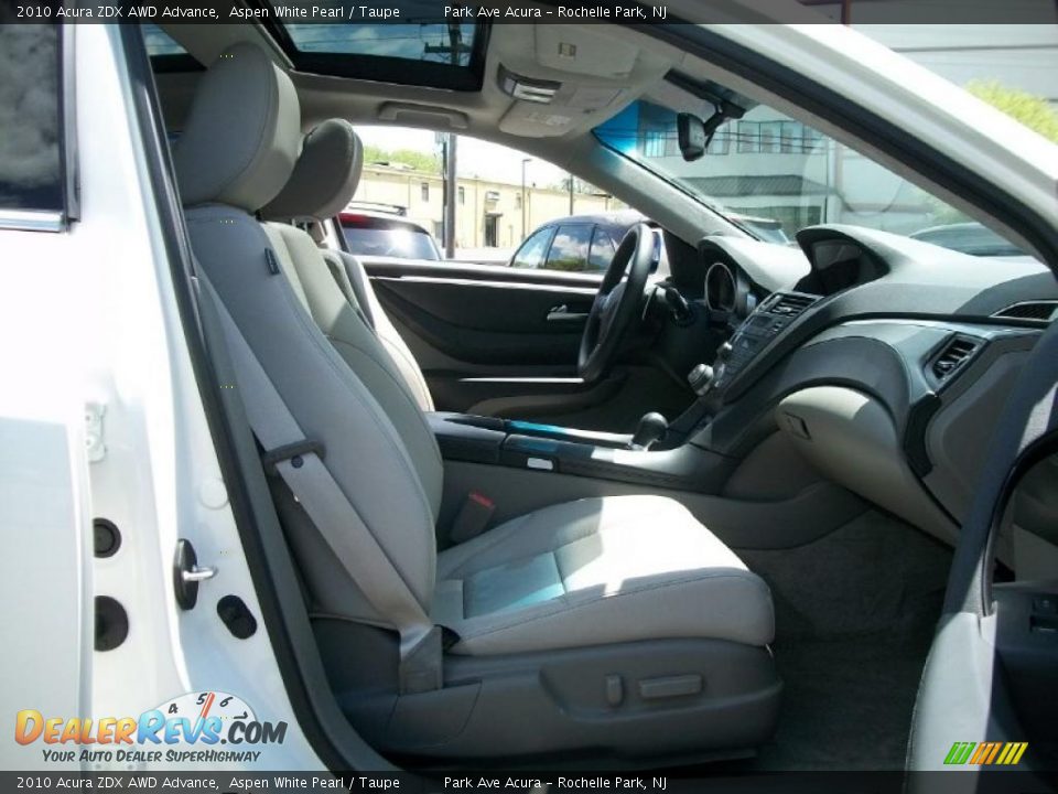 2010 Acura ZDX AWD Advance Aspen White Pearl / Taupe Photo #28
