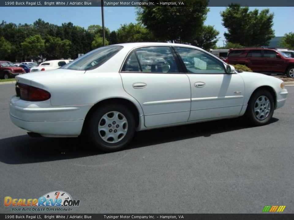 1998 Buick Regal LS Bright White / Adriatic Blue Photo #5