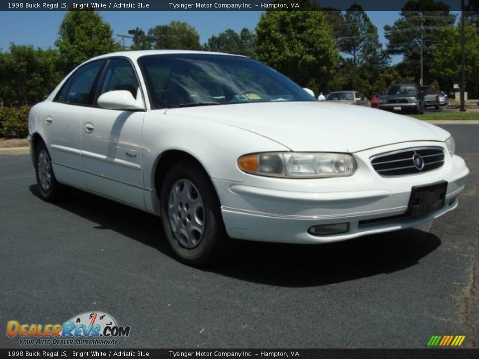 1998 Buick Regal LS Bright White / Adriatic Blue Photo #7