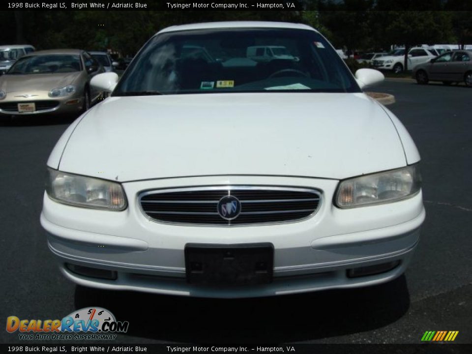 1998 Buick Regal LS Bright White / Adriatic Blue Photo #8