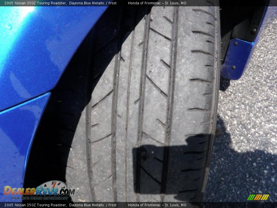 2005 Nissan 350Z Touring Roadster Daytona Blue Metallic / Frost Photo #9