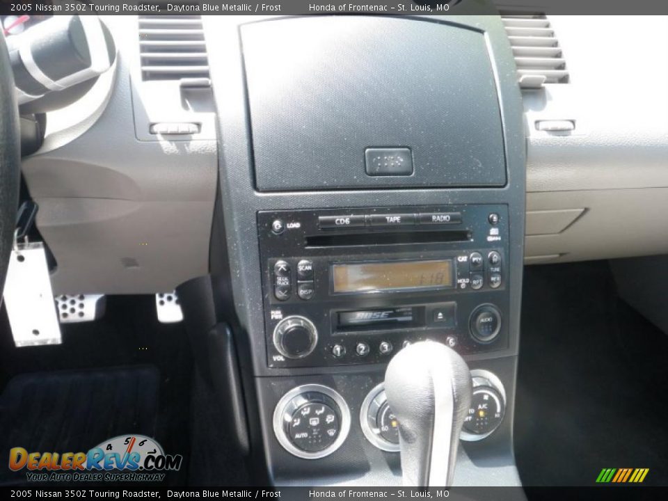 2005 Nissan 350Z Touring Roadster Daytona Blue Metallic / Frost Photo #20