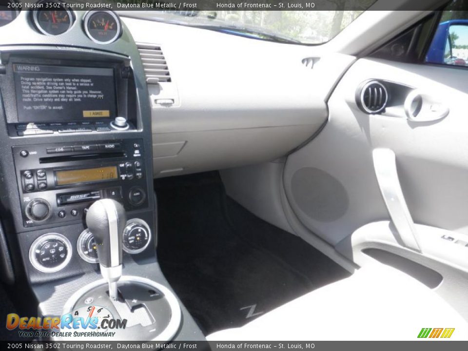 2005 Nissan 350Z Touring Roadster Daytona Blue Metallic / Frost Photo #23
