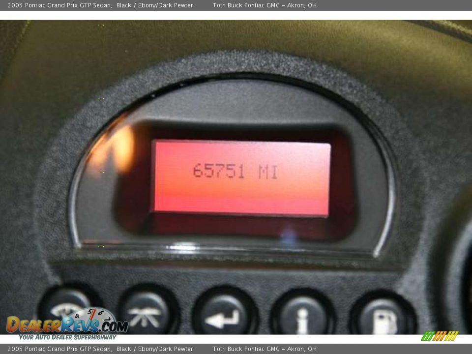 2005 Pontiac Grand Prix GTP Sedan Black / Ebony/Dark Pewter Photo #9