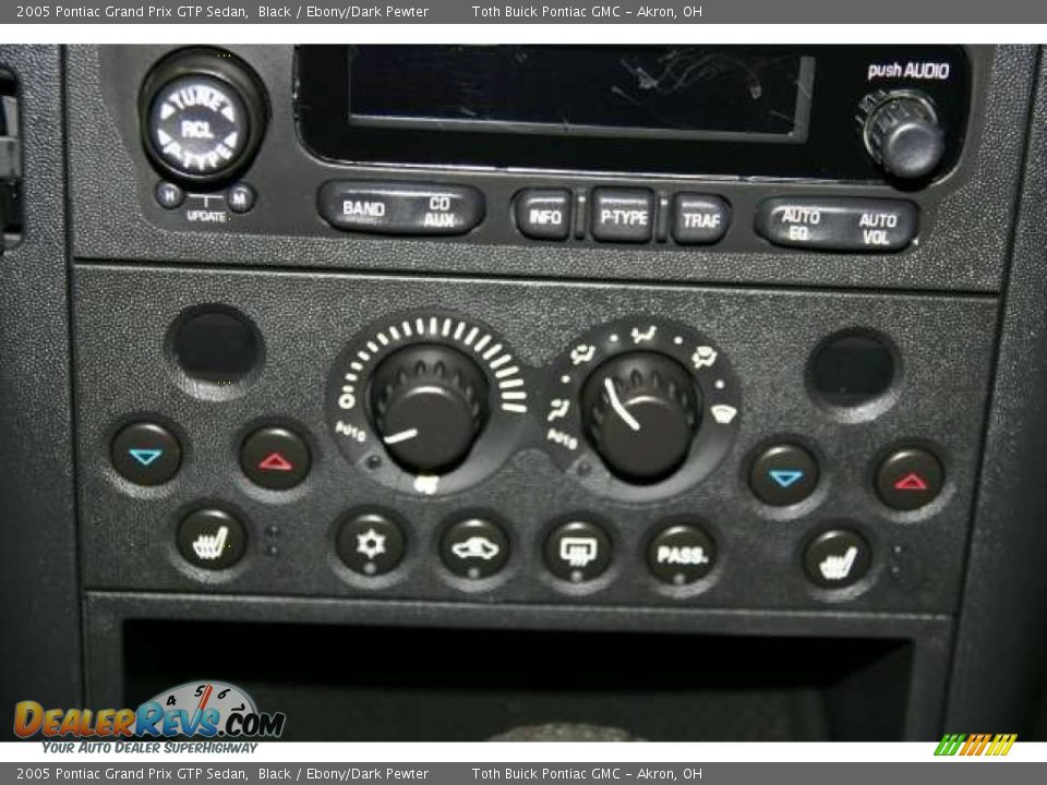2005 Pontiac Grand Prix GTP Sedan Black / Ebony/Dark Pewter Photo #12
