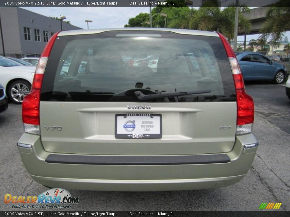 2006 Volvo V70 2.5T Lunar Gold Metallic / Taupe/Light Taupe Photo #4