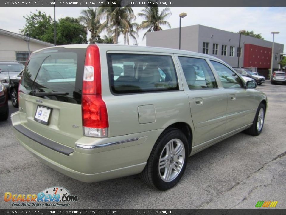 2006 Volvo V70 2.5T Lunar Gold Metallic / Taupe/Light Taupe Photo #5