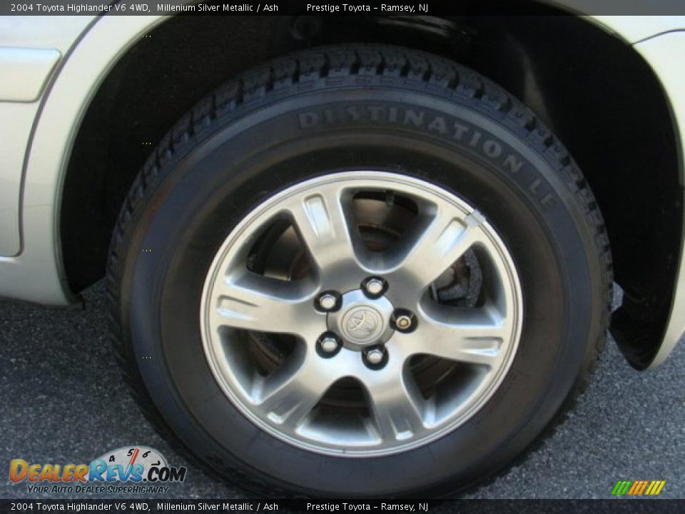 2004 Toyota Highlander V6 4WD Millenium Silver Metallic / Ash Photo #14