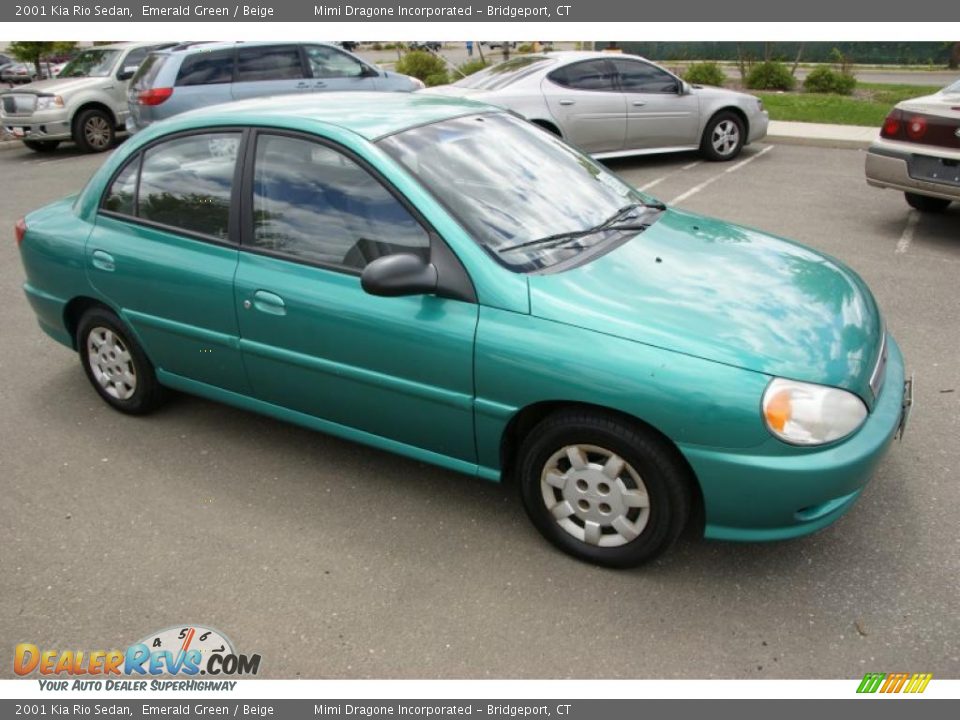 2001 Kia Rio Sedan Emerald Green / Beige Photo #3