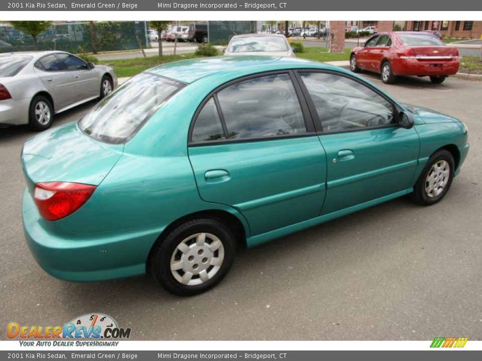 2001 Kia Rio Sedan Emerald Green / Beige Photo #4