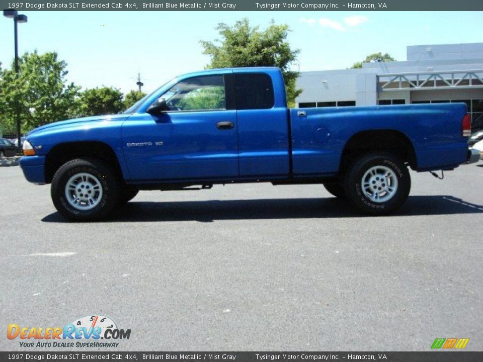 1997 Dodge Dakota SLT Extended Cab 4x4 Brilliant Blue Metallic / Mist Gray Photo #3