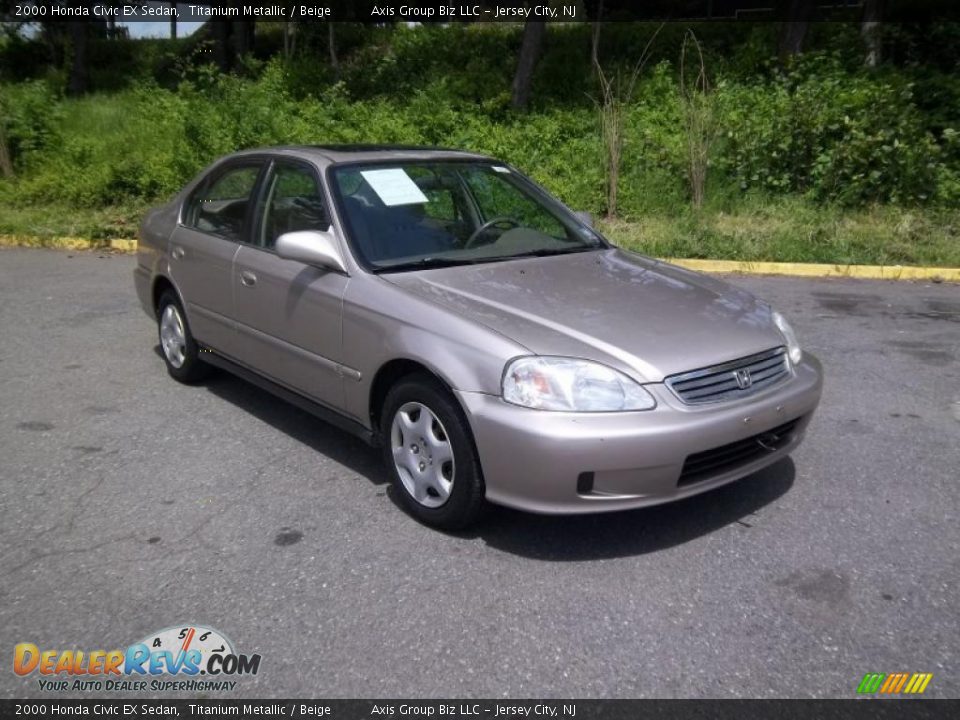 Front 3/4 View of 2000 Honda Civic EX Sedan Photo #3