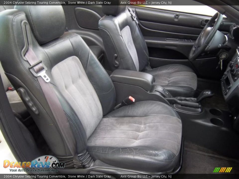 2004 Chrysler Sebring Touring Convertible Stone White / Dark Slate Gray Photo #12