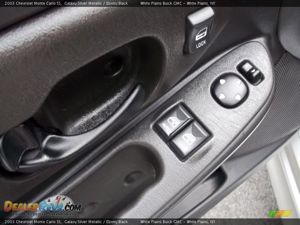2003 Chevrolet Monte Carlo SS Galaxy Silver Metallic / Ebony Black Photo #9