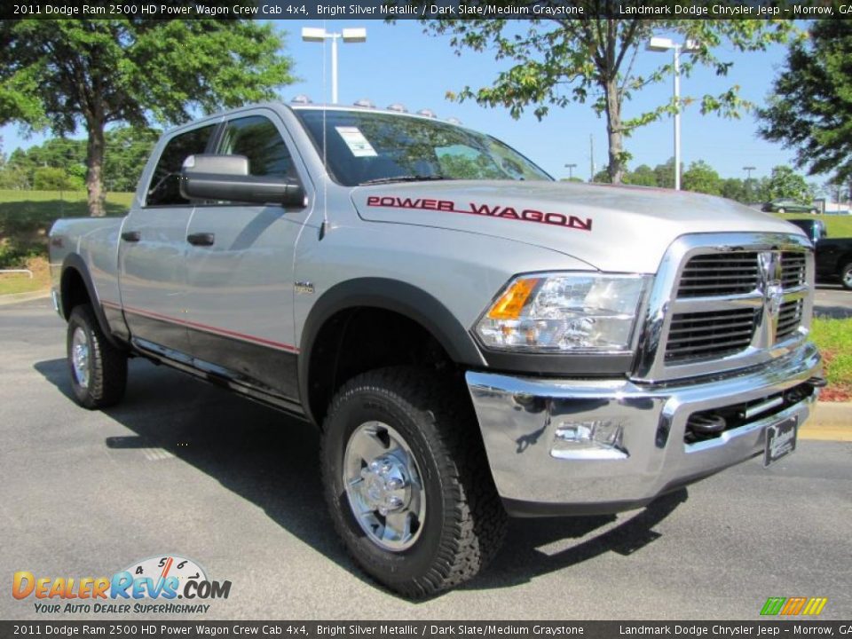 Front 3/4 View of 2011 Dodge Ram 2500 HD Power Wagon Crew Cab 4x4 Photo #4