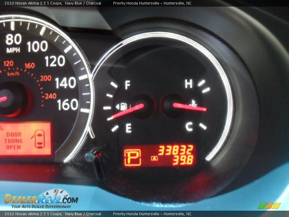 2010 Nissan Altima 2.5 S Coupe Navy Blue / Charcoal Photo #12