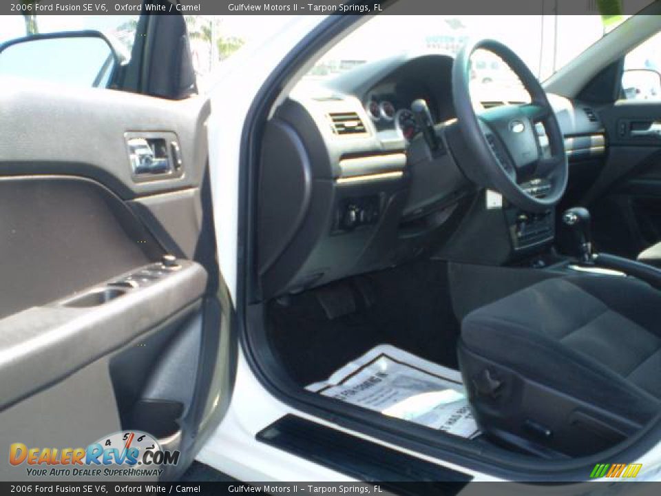 2006 Ford Fusion SE V6 Oxford White / Camel Photo #12