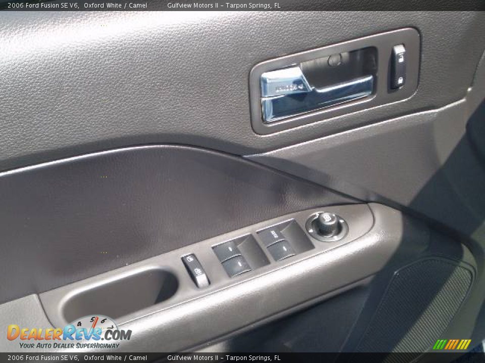 2006 Ford Fusion SE V6 Oxford White / Camel Photo #13
