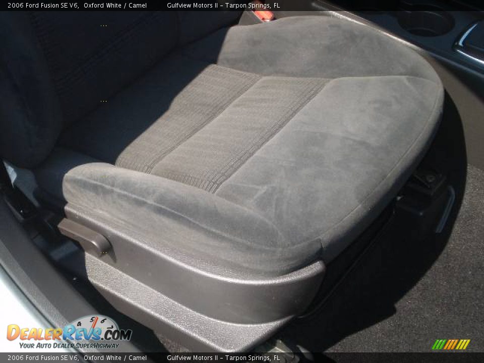 2006 Ford Fusion SE V6 Oxford White / Camel Photo #16