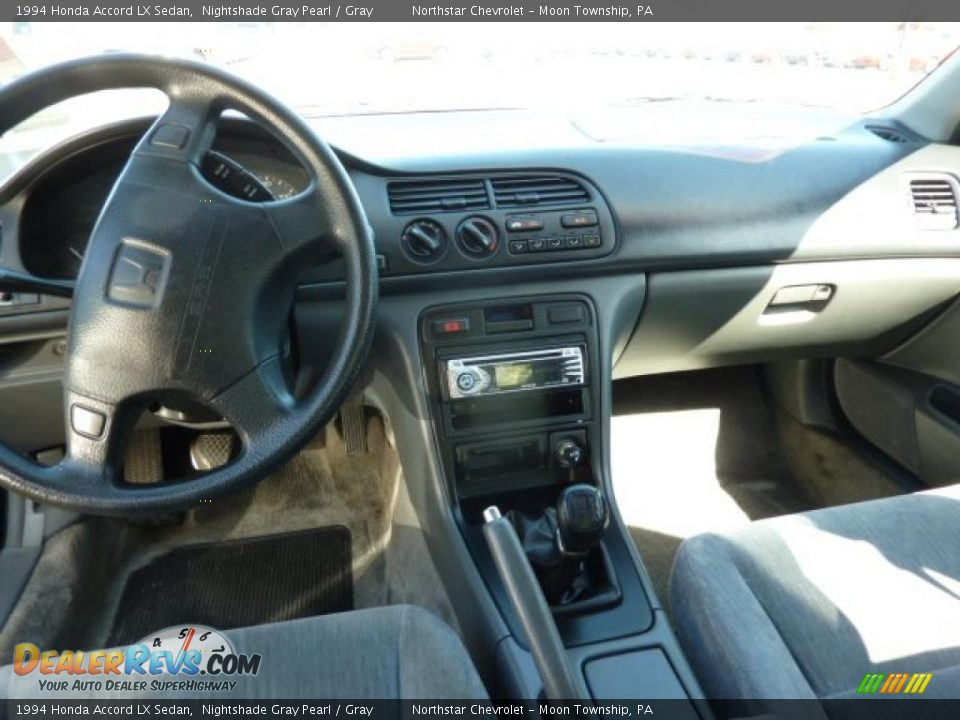 1994 Honda Accord LX Sedan Nightshade Gray Pearl / Gray Photo #8