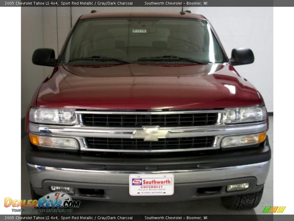 2005 Chevrolet Tahoe LS 4x4 Sport Red Metallic / Gray/Dark Charcoal Photo #4
