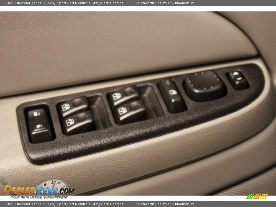 2005 Chevrolet Tahoe LS 4x4 Sport Red Metallic / Gray/Dark Charcoal Photo #13