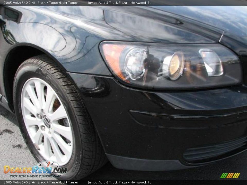 Black 2005 Volvo S40 2.4i Photo #2