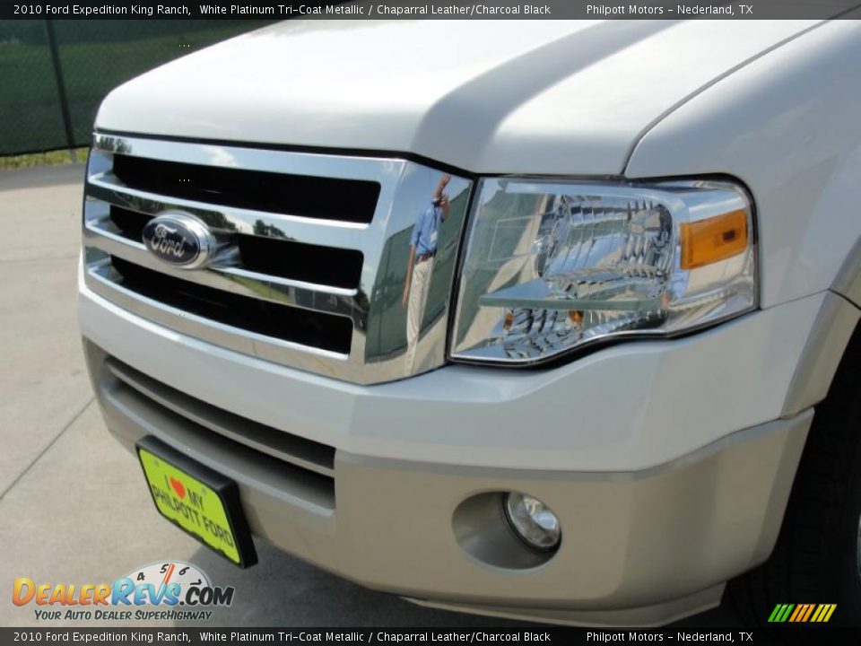 2010 Ford Expedition King Ranch White Platinum Tri-Coat Metallic / Chaparral Leather/Charcoal Black Photo #12