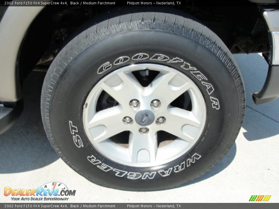 2002 Ford F150 FX4 SuperCrew 4x4 Black / Medium Parchment Photo #15