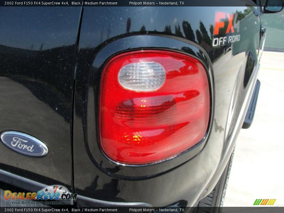 2002 Ford F150 FX4 SuperCrew 4x4 Black / Medium Parchment Photo #22